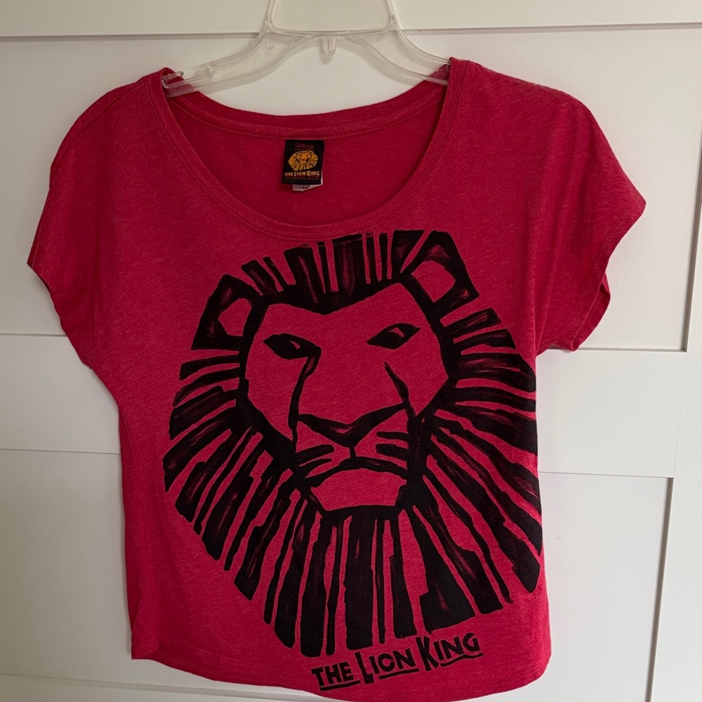 Disney Red Lion King Short Sleeve Tee